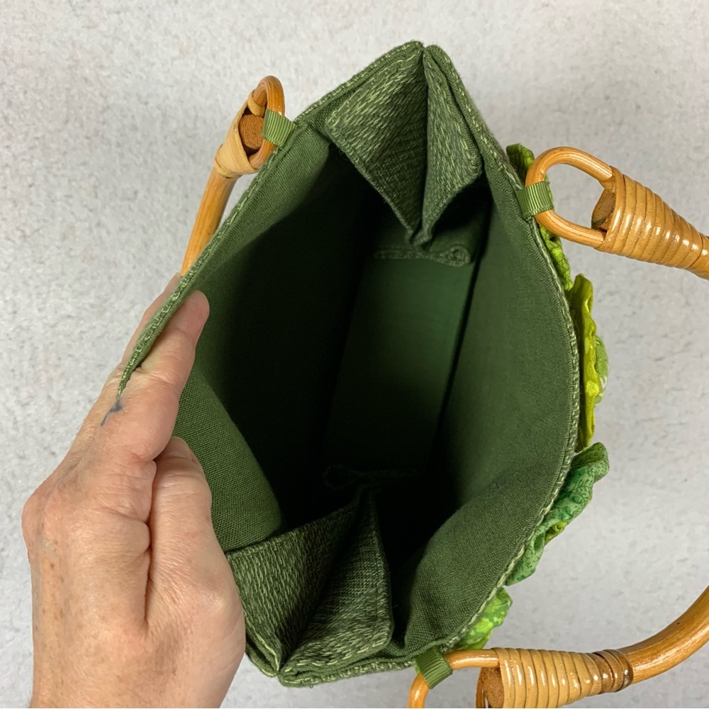 Nwot Small Handled Handbag Green Patchwork Appliq… - image 5